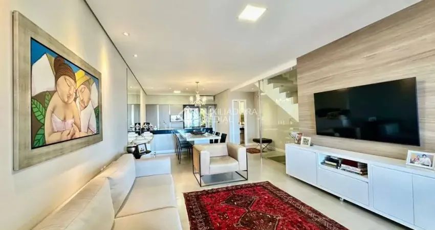 Casa com 3 quartos à venda na Rua Jornalista Lázaro Bartolomeu, 175, Centro, Florianópolis