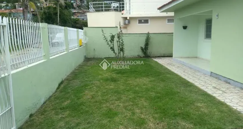 Casa com 3 quartos à venda na Servidão Olímpio Manoel da Costa, 9, Canasvieiras, Florianópolis