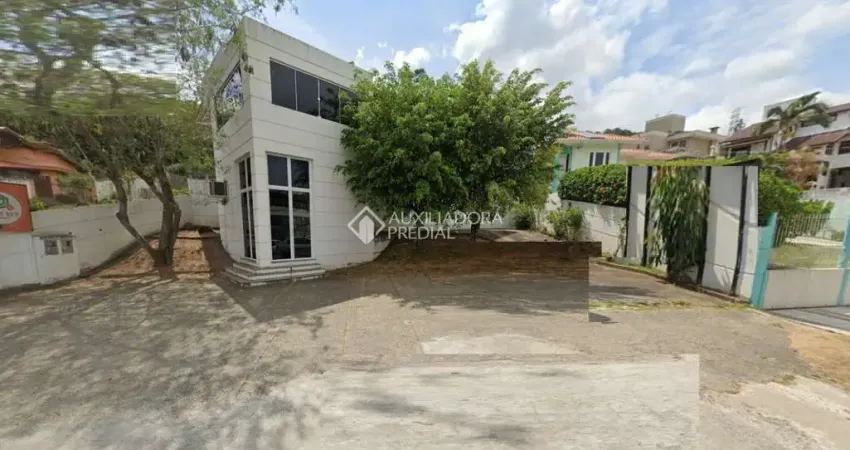 Prédio à venda na Rua Vera Linhares de Andrade, 2020, Itacorubi, Florianópolis