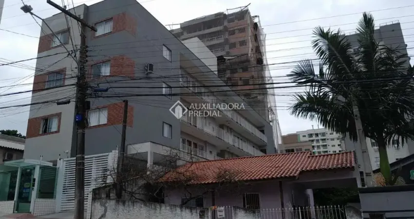 Prédio à venda na Rua Eugênio Portela, 783, Barreiros, São José