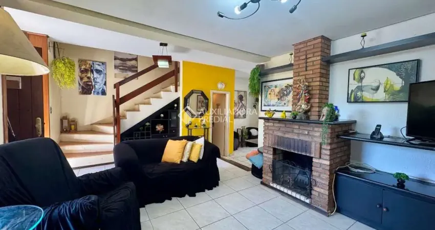 Casa em condomínio fechado com 3 quartos à venda na Avenida da Cavalhada, 6021, Cavalhada, Porto Alegre