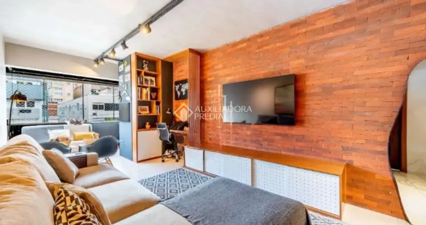 Apartamento com 2 quartos à venda na Avenida Coronel Lucas de Oliveira, 1594, Petrópolis, Porto Alegre