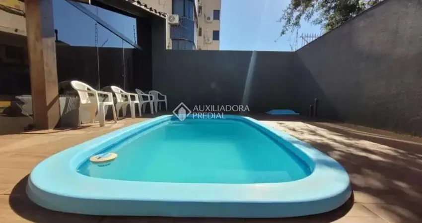 Casa com 4 quartos à venda na Rua Dona Adda Mascarenhas de Moraes, 471, Jardim Itu Sabará, Porto Alegre