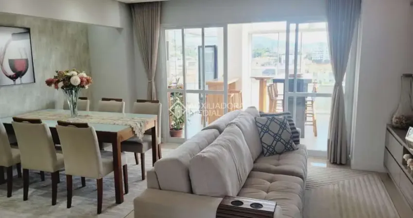 Cobertura com 3 quartos à venda na Rua Elis Regina, 1453, Areias, São José