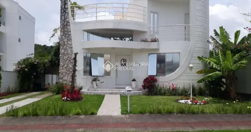 Casa em condomínio fechado com 3 quartos à venda na Avenida dos Jerivás, 498, Cachoeira do Bom Jesus, Florianópolis