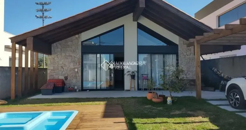 Casa com 3 quartos à venda na Rua Valdeci Izidro da Silveira, 155, Ribeirão da Ilha, Florianópolis