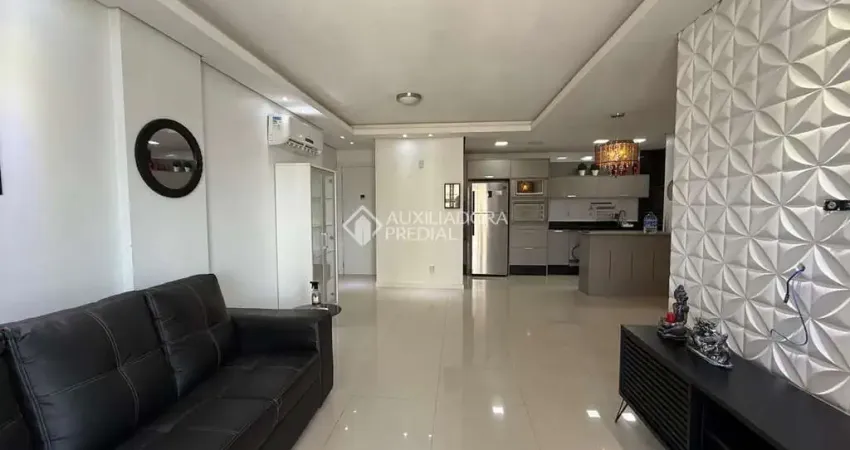 Apartamento com 3 quartos à venda na Rua Felipe Domingos Petry, 600, Praia Comprida, São José