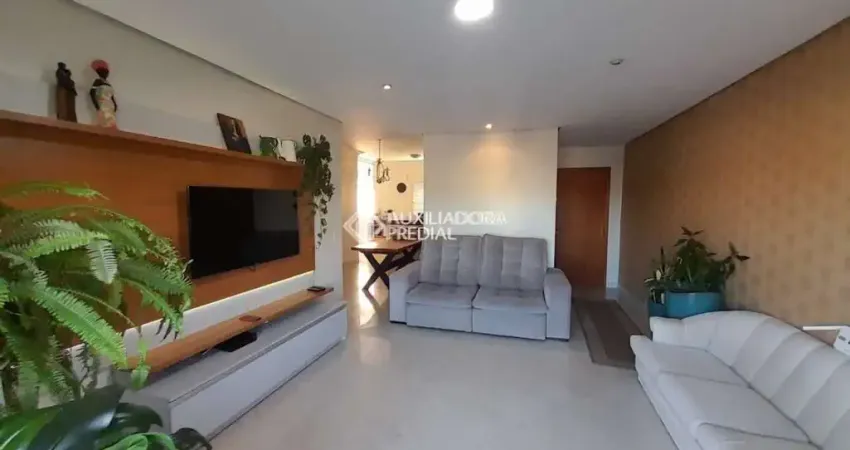 Apartamento com 3 quartos para alugar na Rua Carlos Barbosa, 24, Guarani, Novo Hamburgo