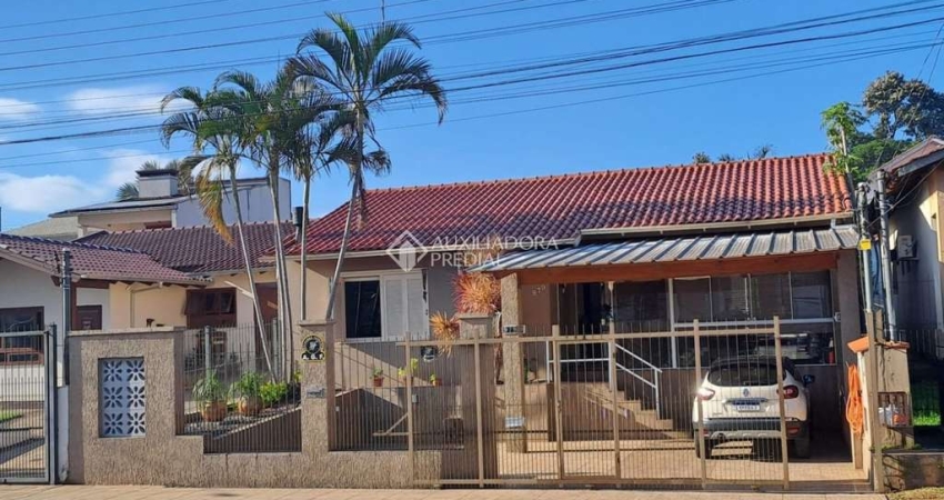 Casa com 3 quartos à venda na Rua Reinoldo Alberto Hexsel, 979, São Cristóvão, Lajeado