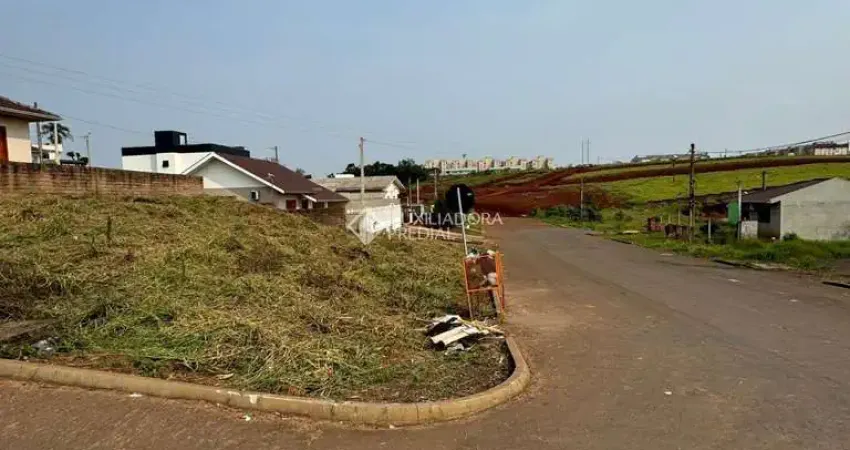 Terreno à venda na Rua Nelson Eckhardt, 556, Jardim do Cedro, Lajeado