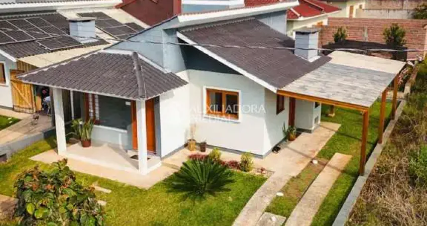 Casa com 2 quartos à venda na Umbria, 123, Medianeira, Arroio do Meio