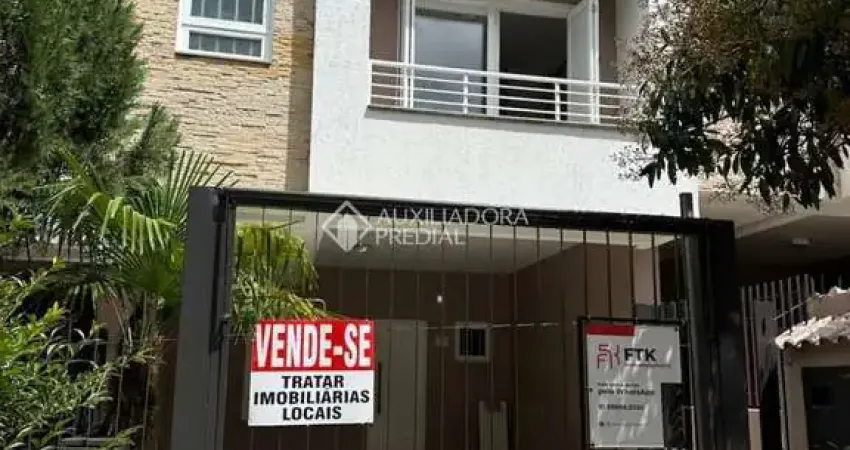 Casa com 3 quartos à venda na Avenida Avelino Talini, 816, Universitário, Lajeado