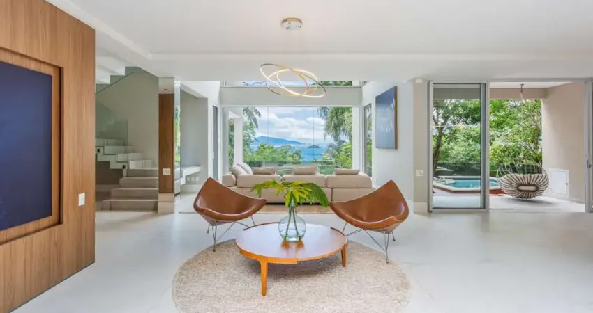 Casa em condomínio fechado com 4 quartos à venda na Avenida Rodesindo Pavan, 1610, Praia do Estaleiro, Balneário Camboriú