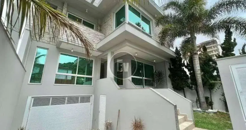 Casa em condomínio fechado com 4 quartos à venda na Rua Conselheiro Júlio Kum, 200, Praia Brava, Balneário Camboriú
