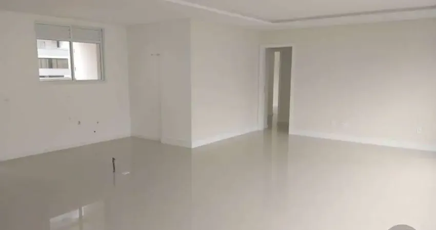 Apartamento com 3 quartos à venda na Rua 2650, 120, Centro, Balneário Camboriú
