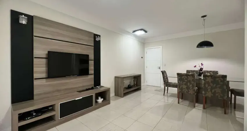 Apartamento com 3 quartos para alugar na Rua 1451, 71, Centro, Balneário Camboriú
