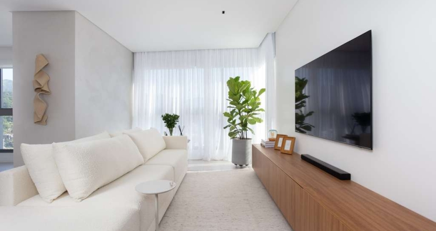 Apartamento com 3 quartos para alugar na Rua 500, 250, Centro, Balneário Camboriú