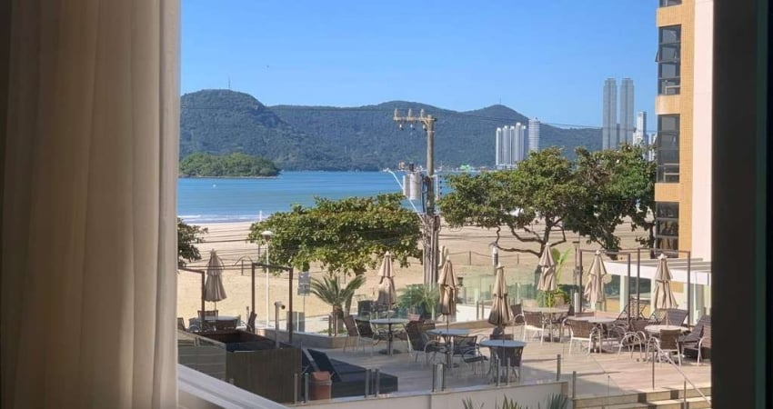 Apartamento com 3 quartos para alugar na Avenida Atlântica, 1200, Centro, Balneário Camboriú