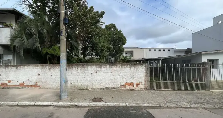 Terreno em condomínio fechado à venda na Rua Suíça, Nações, Balneário Camboriú