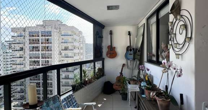 Apartamento com 3 quartos para alugar na Rua 1901, 111, Centro, Balneário Camboriú