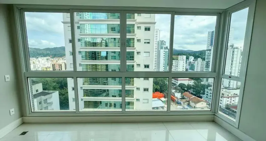 Apartamento com 3 quartos à venda na Avenida Brasil, 247, Pioneiros, Balneário Camboriú