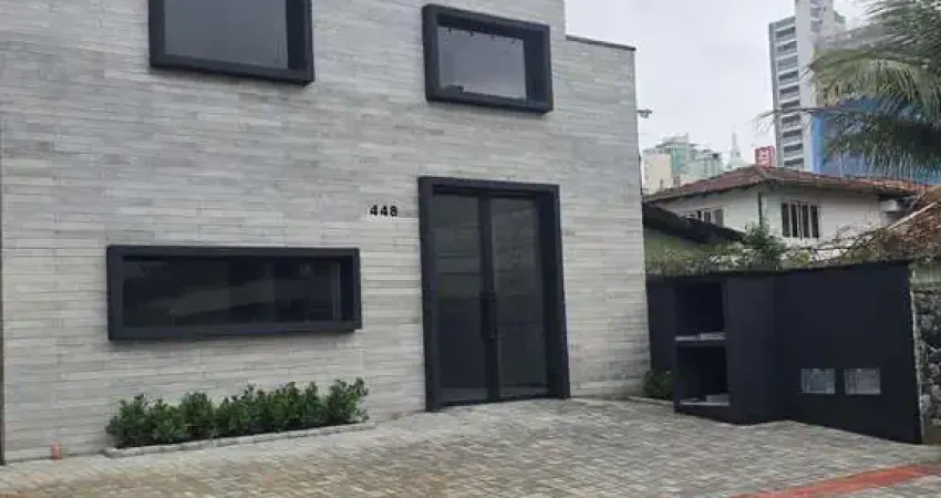 Barracão / Galpão / Depósito para alugar na Rua 1926, 448, Centro, Balneário Camboriú