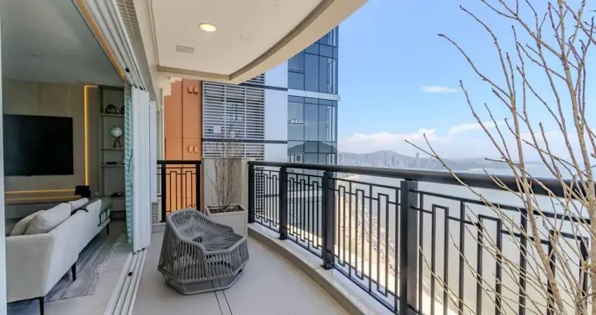 Apartamento com 5 quartos à venda na Avenida Atlântica, 4438, Barra Sul, Balneário Camboriú