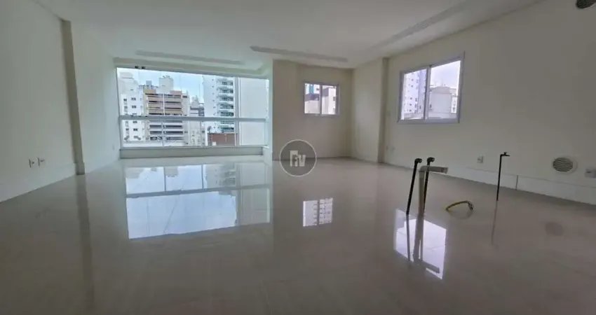 Apartamento com 3 quartos à venda na Rua 1301, 339, Centro, Balneário Camboriú