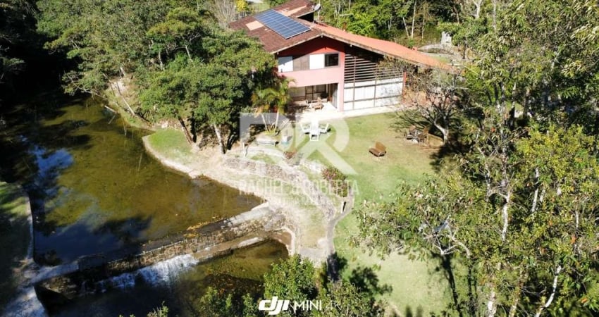 Paraíso à venda em Canoas Teresópolis