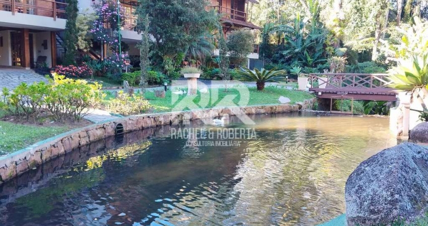 Casa Maravilhosa em Condomínio de Alto Padrão, Granja Guarani, Teresópolis