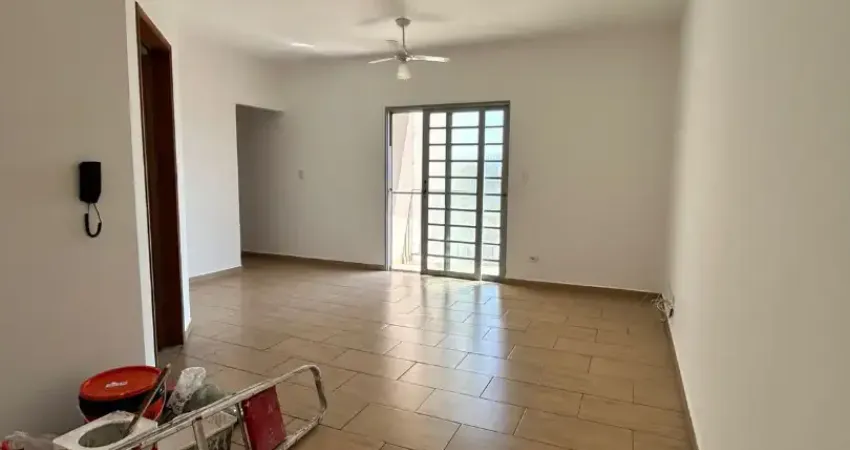 Apartamento com 3 quartos para alugar no Centro, Caçapava