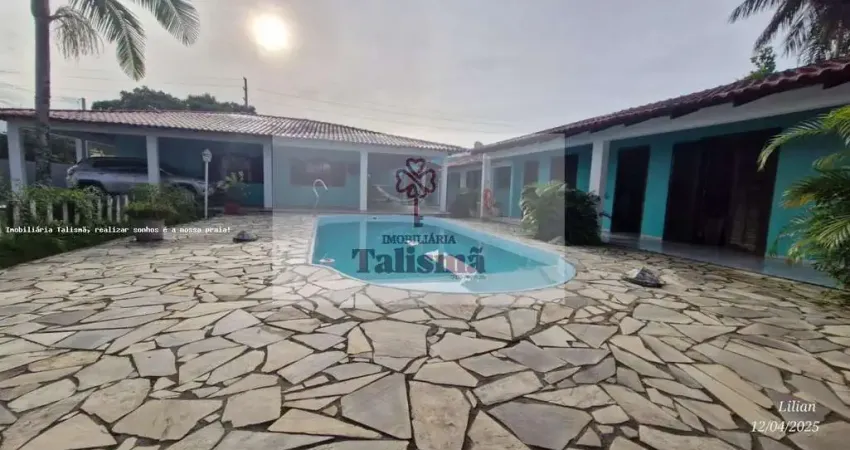 Casa para Venda em Pontal do Paraná, LEBLON, 2 dormitórios, 2 suítes, 1 banheiro, 2 vagas