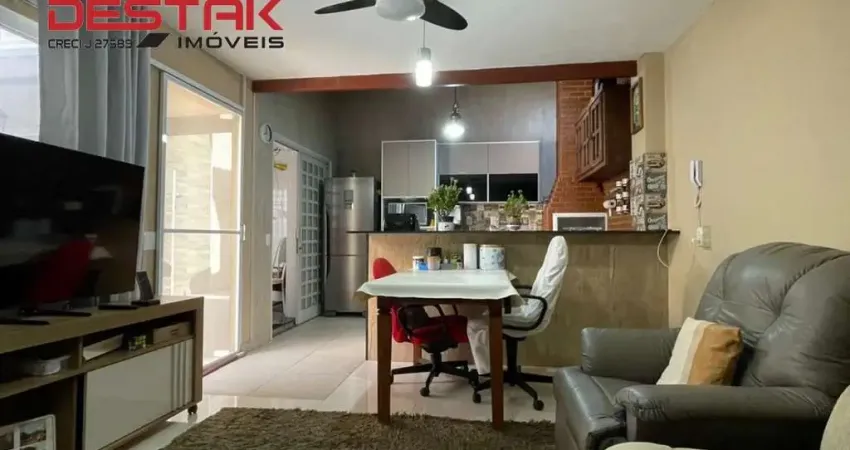 Casa A Venda No Condominio Vila das Palmeiras, Possibilidade Permuta Por Apartamento.