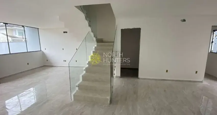 Casa com 3 quartos à venda na Rua Henrique Brikau, Jardim Sofia, Joinville