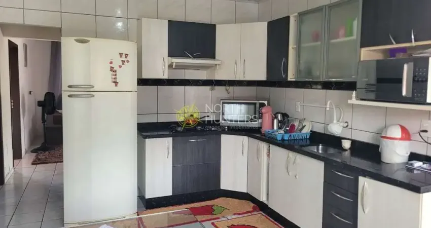 Casa com 3 dormitórios à venda, 110 m² por R$ 450.000,00 - Iririú - Joinville/SC