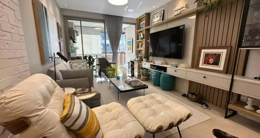 Apartamento novo 3 suítes mobiliado com vista mar