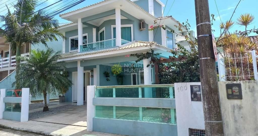 Casa com 3 dormitórios, piscina à 300 metros da praia à venda, 180 m²  - Ingleses - Florianópolis/S
