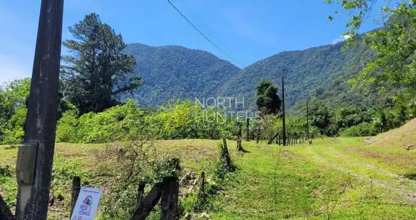 Oportunidade: Chácara em Pirabeiraba com 39.600m², com córrego e rio