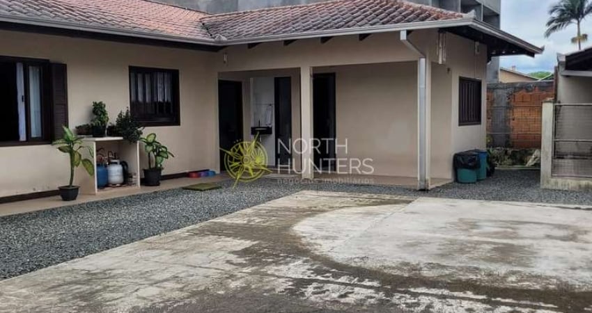 Casa à venda 3 Quartos, 2 Vagas, 150M², Costa e Silva , Joinville - SC