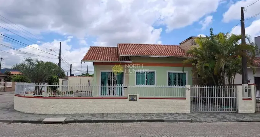 Casa com 3 quartos à venda na Rua Canoas, Jardim Iririú, Joinville