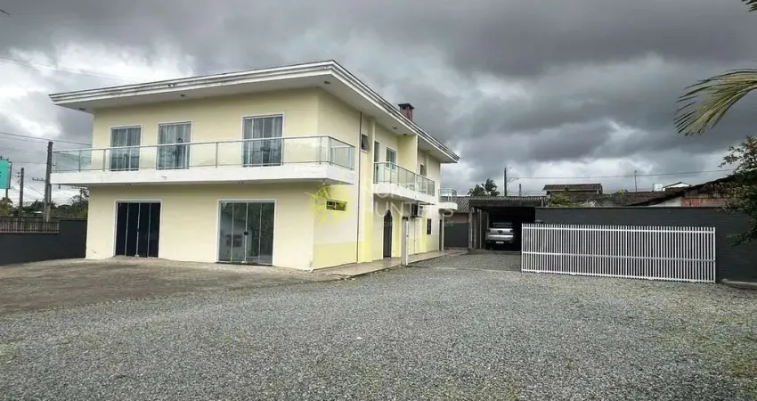 Casa com 8 quartos à venda na Rua Prefeito Higino de Aguiar, Centro, Araquari