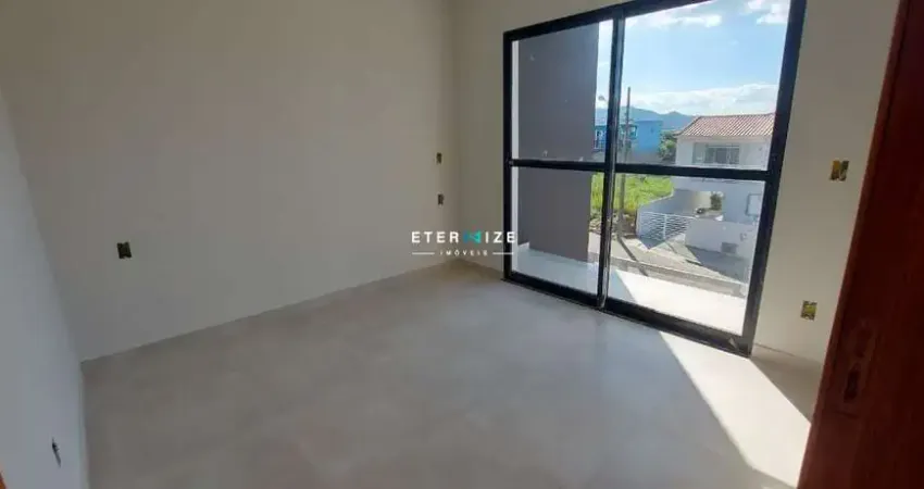 Casa com 3 dormitórios à venda em  Areias Do Meio - Governador Celso Ramos/SC