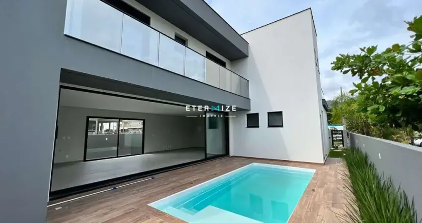 CASA DE PADRÃO LUXUOSO NA BELISSIMA PRAIA DE PALMAS/ GOVERNADOR CELSO RAMOS