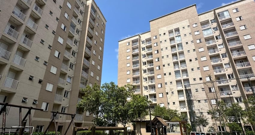 Apartamento com sacada no Fanny