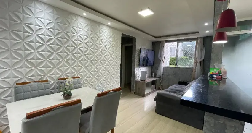 Apartamento em condomínio clube no Pinheirinho