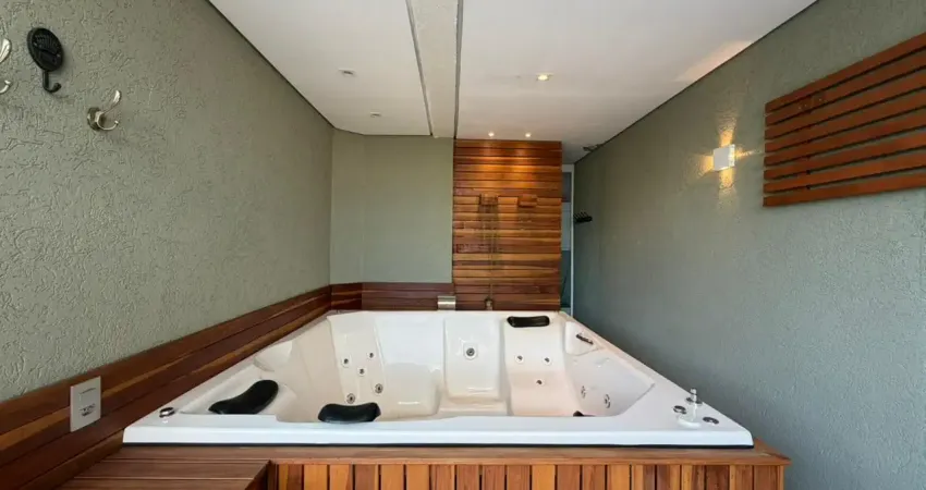 Se você busca conforto, privacidade e um espaço cheio de estilo, vai se encantar com este sobrado triplex ampliado