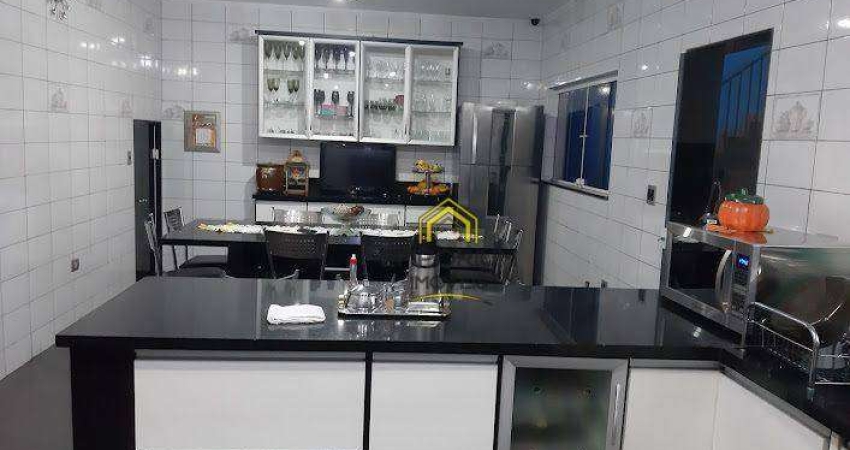 Casa com 6 dormitórios à venda, 400 m² por R$ 1.590.000 - Jardim Santa Helena - Guarulhos/SP