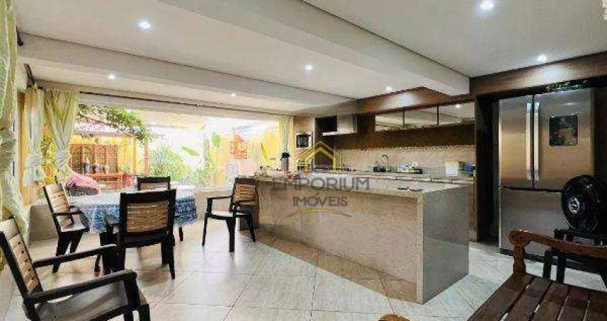 Casa com 3 dormitórios à venda, 425 m² por R$ 3.500.000 - Vila Galvão - Guarulhos/SP
