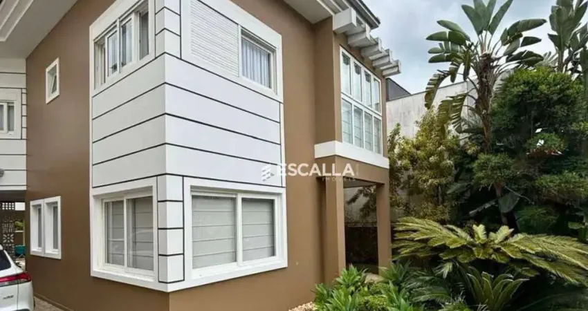 Casa em Condomínio no Residencial Glória, com 02 suites.