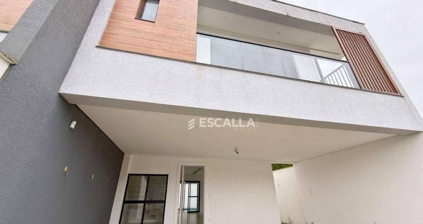 Sobrado à venda no Residencial Brise Marine – Bairro Glória, Joinville | 3 dormitórios, piscina e alto padrão